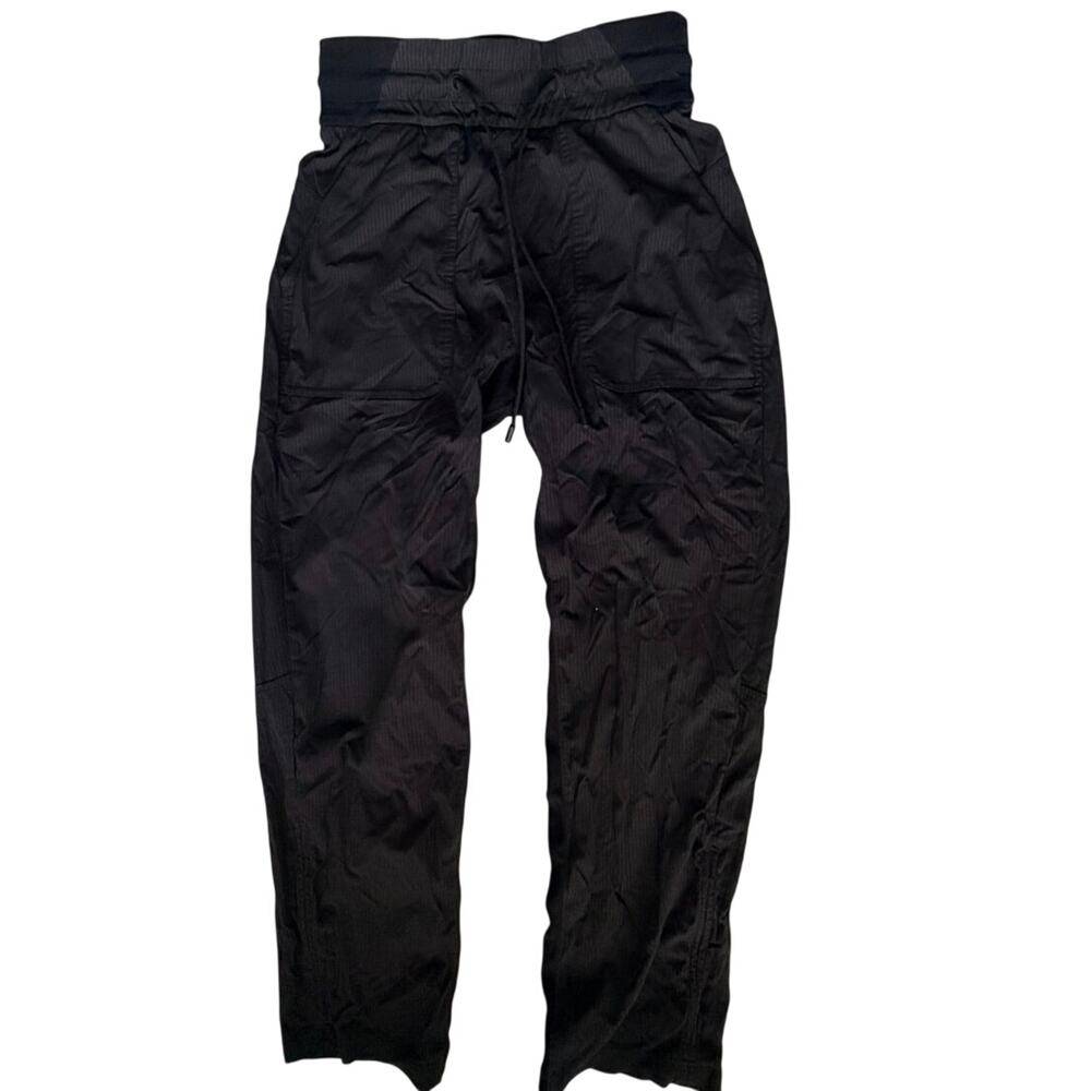 Lululemon Dance Studio Mid-Rise Cropped Pant black size 0 - Picture 3 of 9